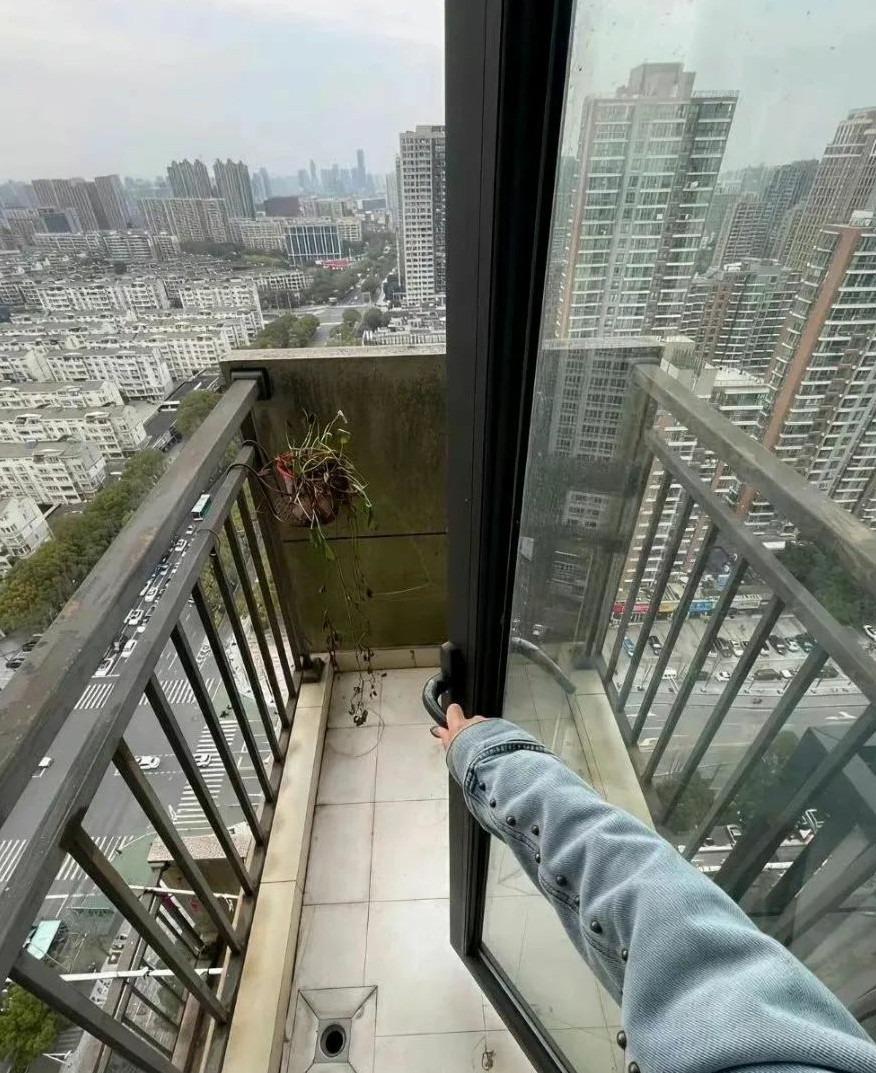 开发商你睡着了吗？反正我睡不着！