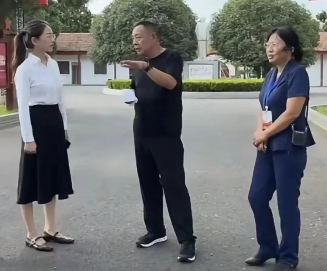 从央视《新闻联播》到周口，胖东来创始人于东来西华五七干校参观胖东来创始人于东来