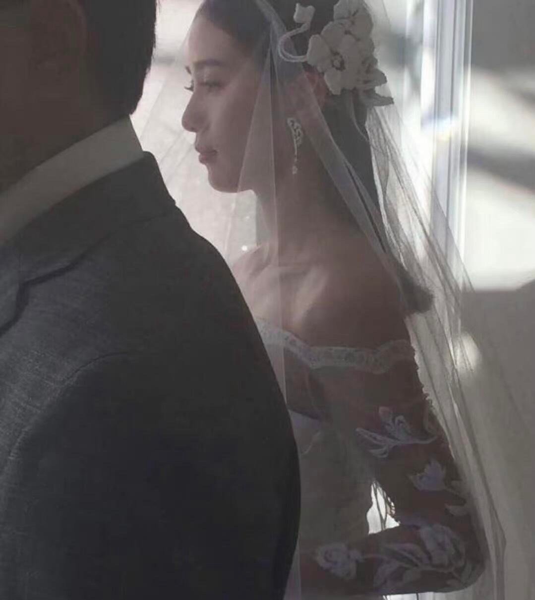 刘诗诗的婚礼这么多年过去了，还是明星婚礼中的天花板