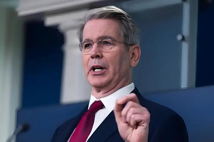 中美经贸磋商无实质进展，美国公布中国增持美债数据意欲何为？