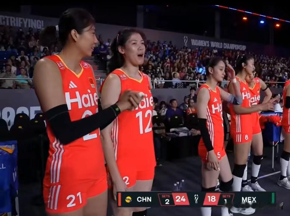 真的好久都没看过中国女排这么紧张的比赛了！庄宇珊，有人瞧不起你182的身高，可