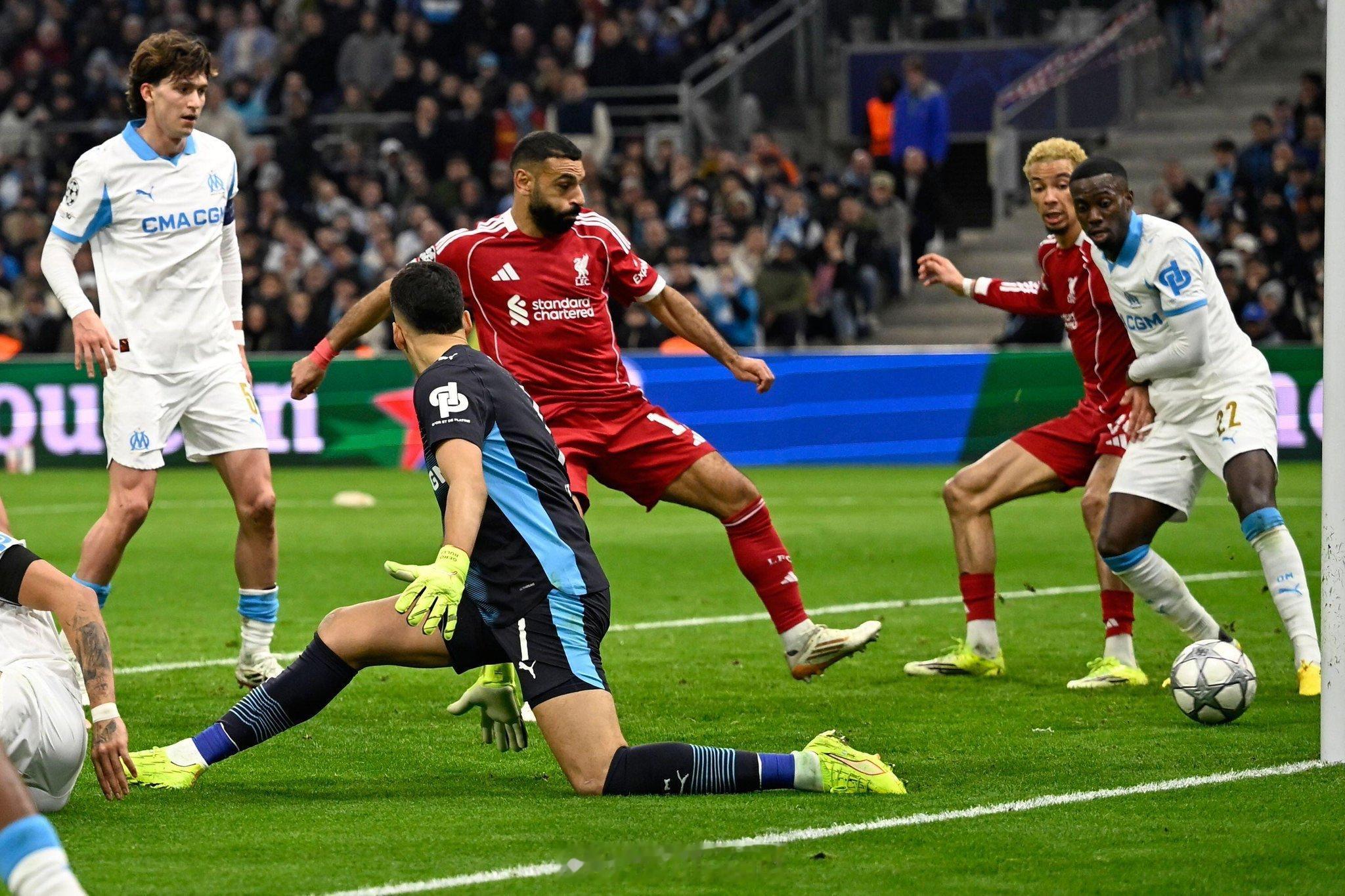 🚨🚨|杰罗尼莫·鲁利是欧冠联赛历史上第一位在对阵利物浦的比赛中打入乌龙球的