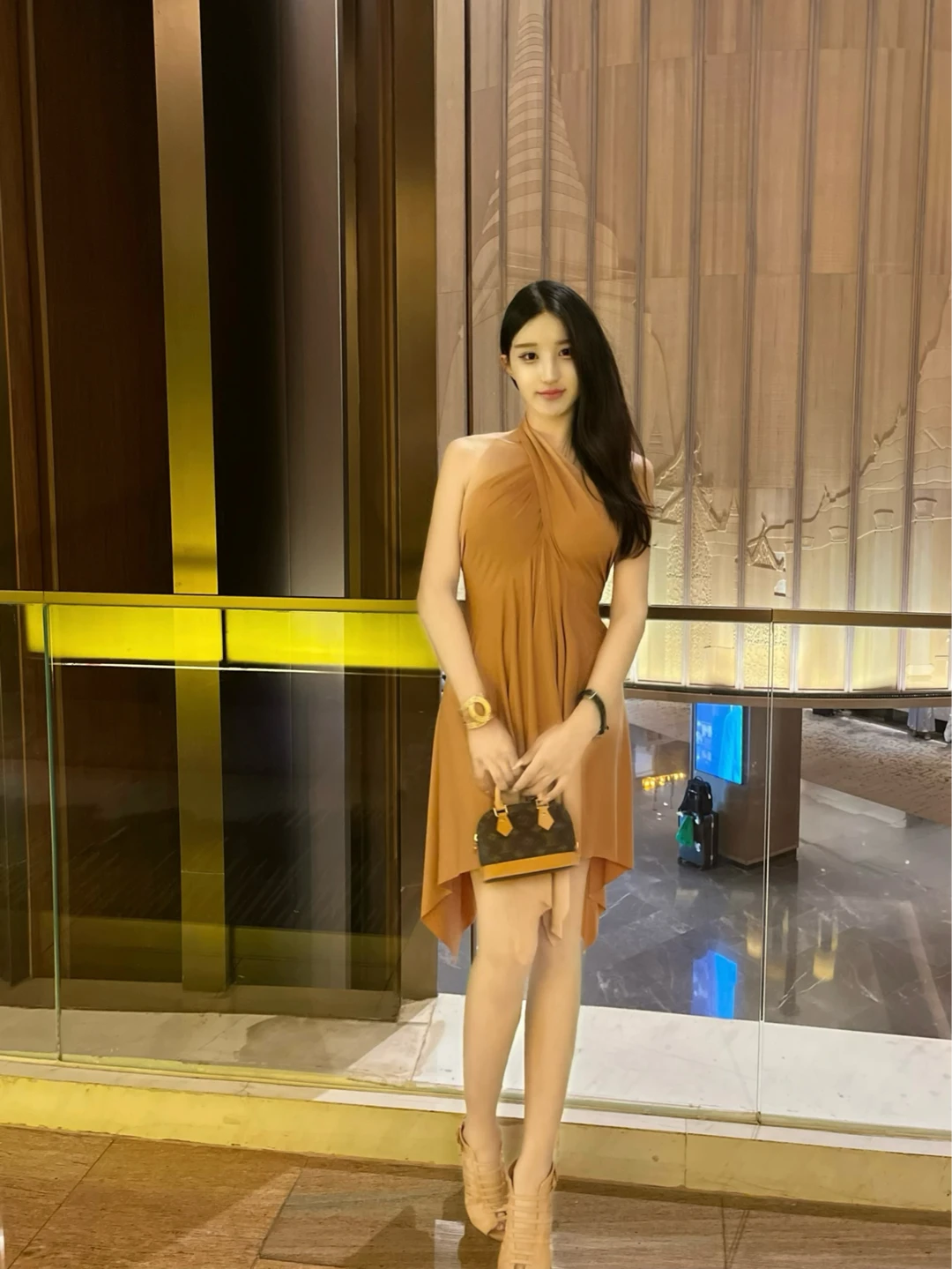 在曼谷的175小姐姐
