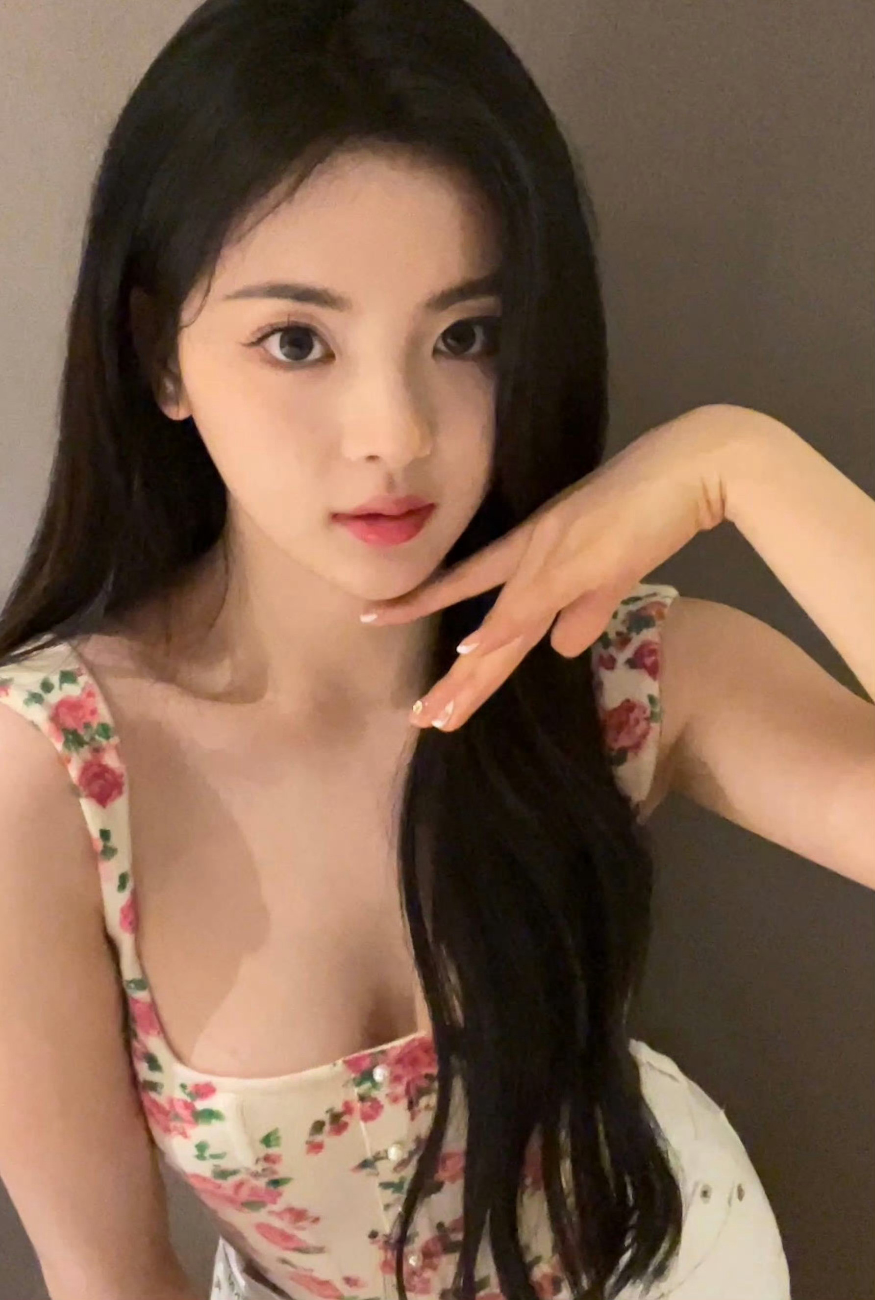 杨超越实况live图