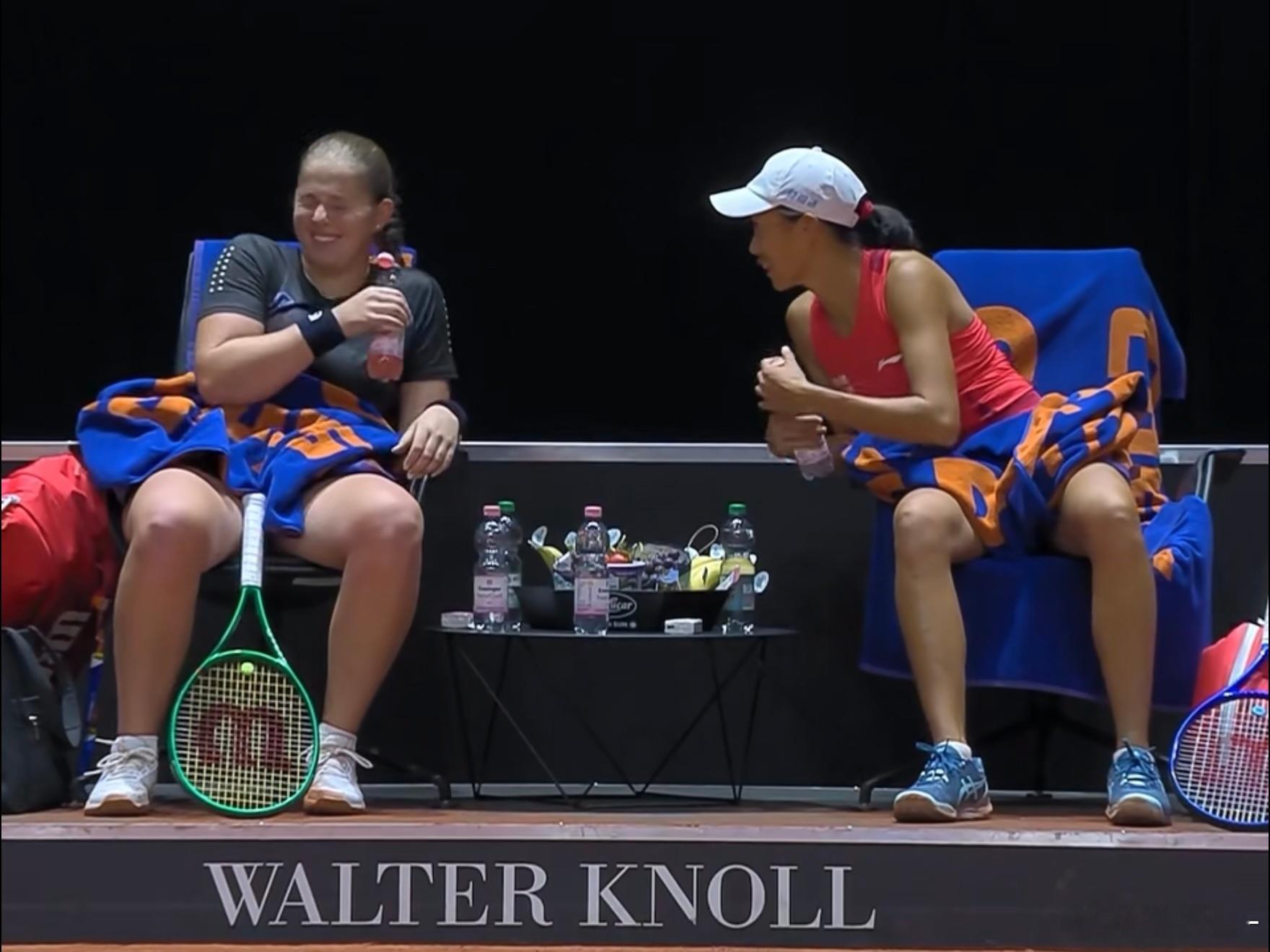 恭喜帅胖组合晋级斯图加特四强！🎉张帅和奥斯塔彭科组合场上配合越来越默契了～WT