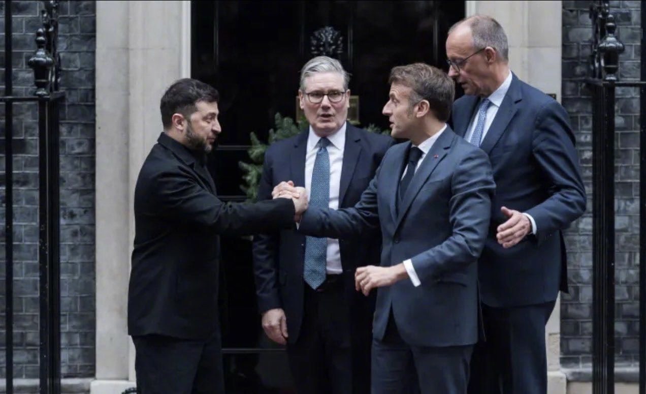 这个冬天，乌克兰很冷很冷，有可能被全国封印。拿下红军城后，俄罗斯军队马上在整条乌