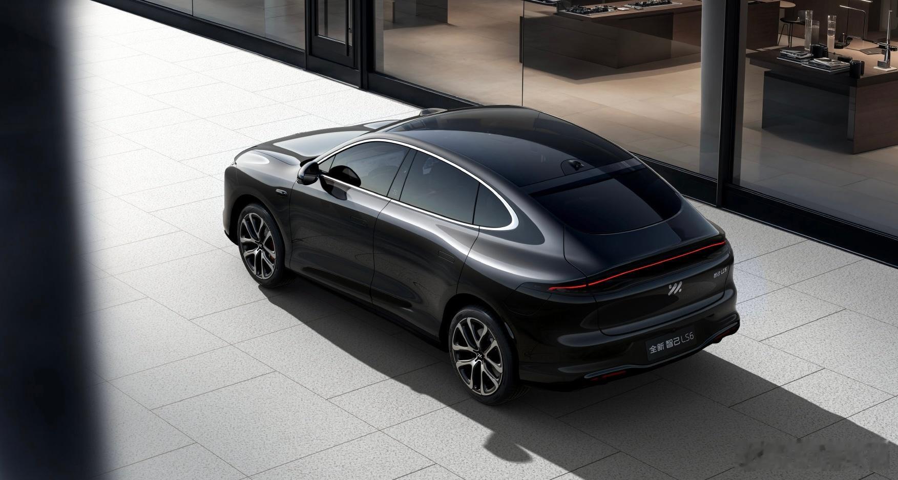 智己LS6增程版：800V+66度电+450km纯电续航😳这得卖多少钱啊？