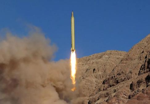 伊朗军方发言人阿布法兹勒·谢卡尔奇公开要求海湾国家提供驻扎美军和其他西方国家军队