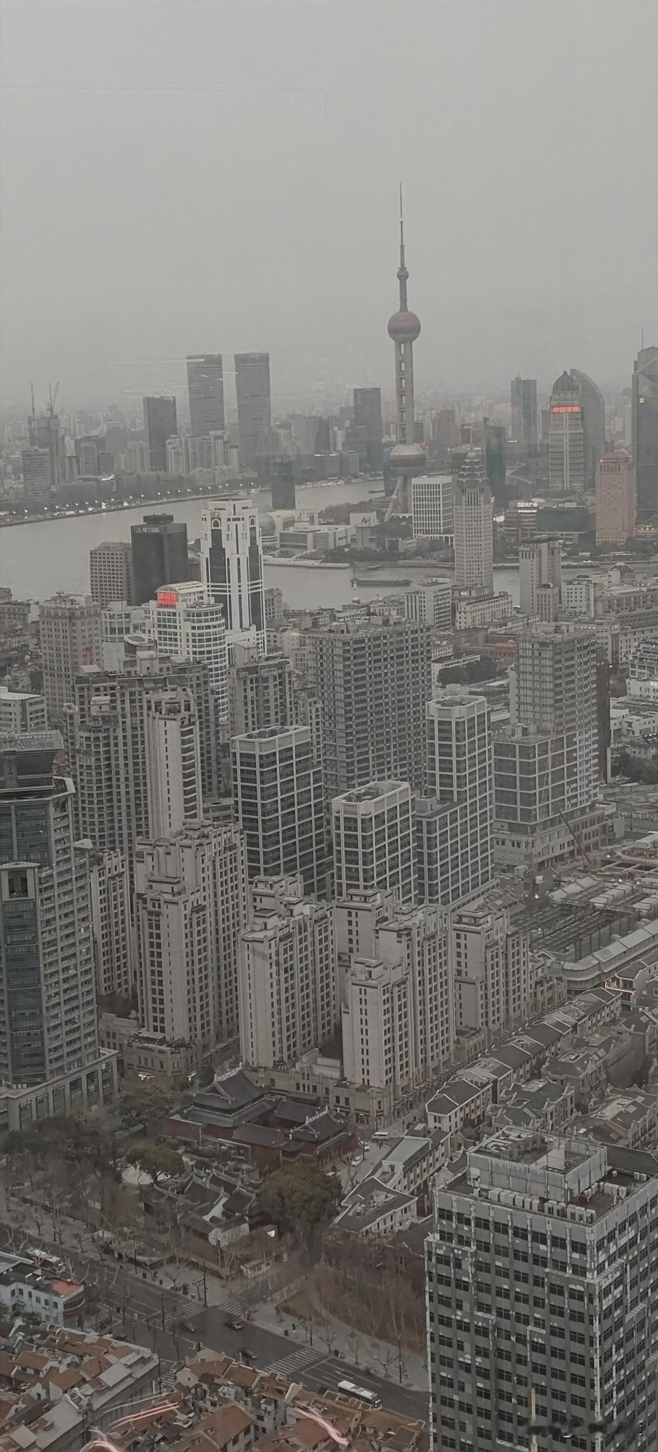 出生率最低，死亡率最高，离婚率第一，拖住了东北发展的脚步。看到一个节目，分析了