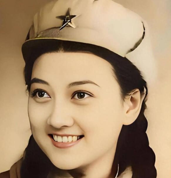 1988年，八一厂背着800万外债，眼看就揭不开锅了，领导找到女演员王晓棠，问她