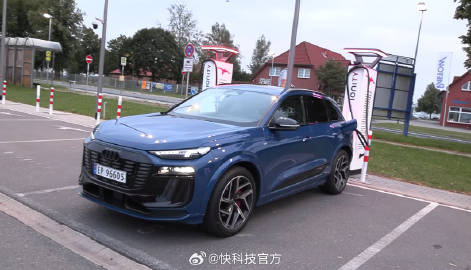 【奥迪Q6 e-tron不限速高速测续航 200km/h车速只跑了16...