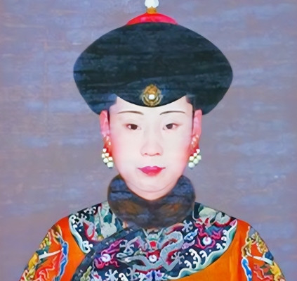 1820年8月23日，刚刚登基不久，38岁的道光帝按惯例翻阅前朝妃嫔资料，惊奇的