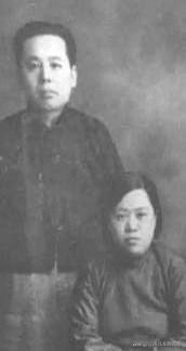 1913年张恨水被迫结婚，他嫌弃妻子貌丑，却经常和妻子同房，不久后妻子怀孕生下一
