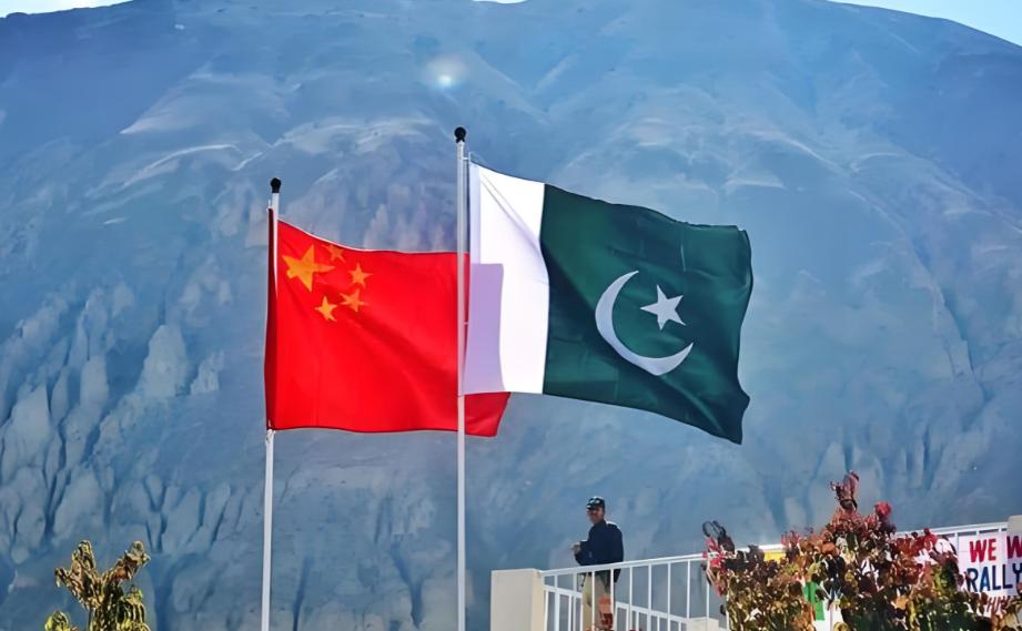 为何说中国得防着巴基斯坦？说实话，巴基斯坦可能比越南还危险，因为他们很多人接受的