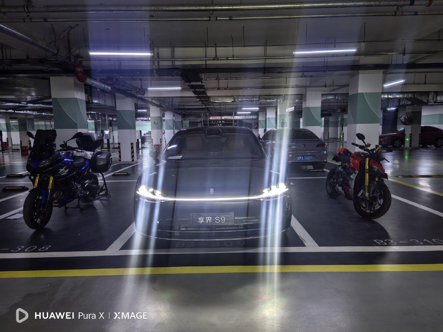 界什么情况，怎么突然给我来了个左右护法