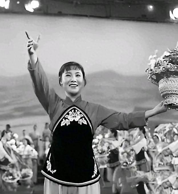 知道郭兰英退休金多少吗？说出来你可能不信，但真正震撼你的，是她拿着这笔钱干了什么