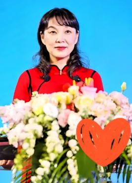 这下杜建英是真的坐不住了。香港高院这一纸判决，不仅驳回了宗馥莉的上诉，更关键