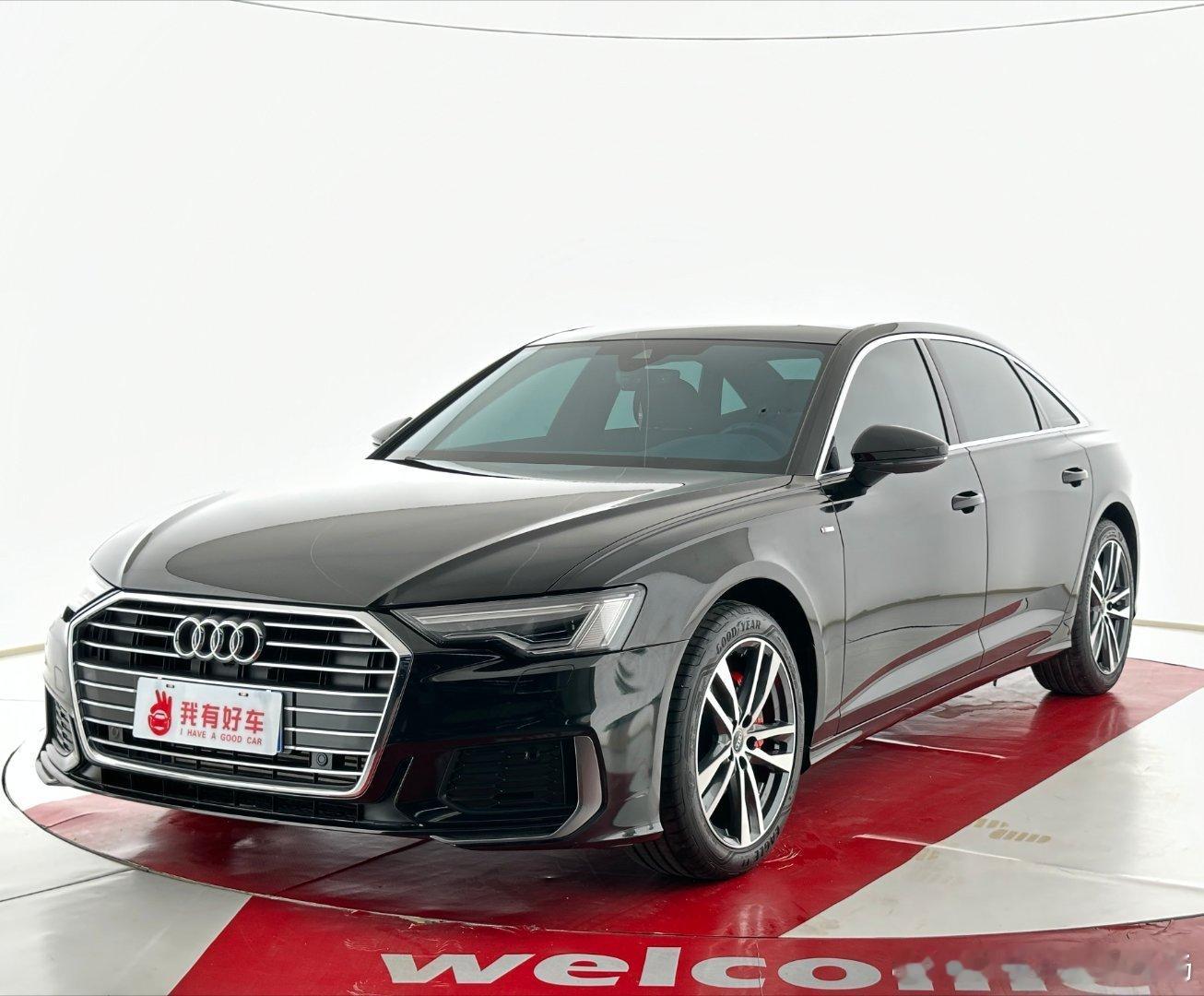 最新到店：​奥迪A6L40TFSI豪华动感型​2022年二万多公里客户一手
