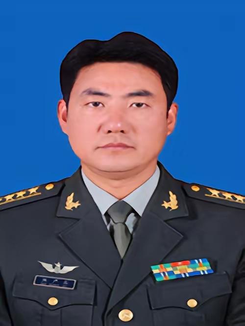 全军喊得震天响的“踏平朱日和，活捉满广志”，藏着这位蓝军旅长最硬核的实战底气。他