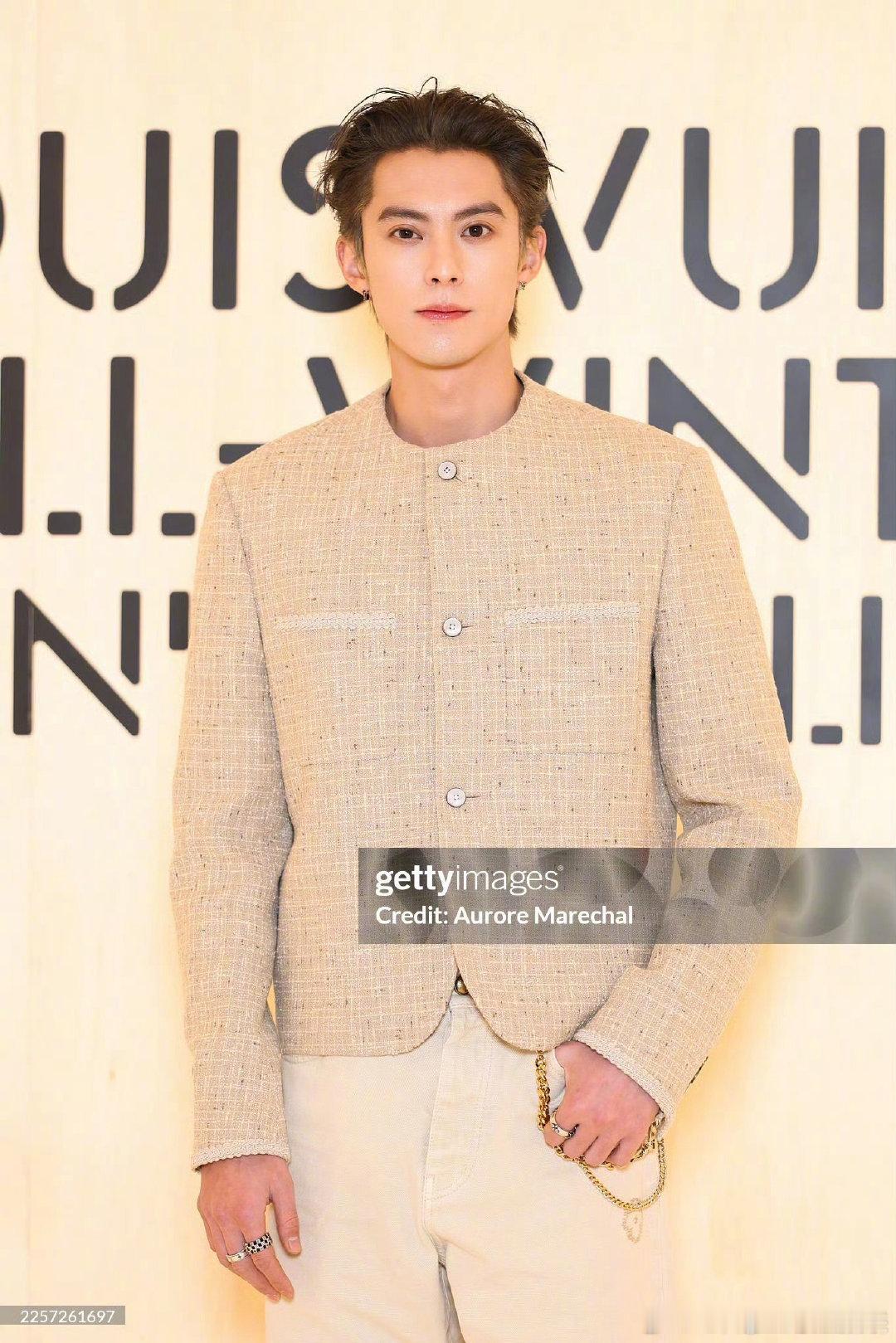 王鹤棣、王嘉尔、徐明浩的巴黎时装周G社生图