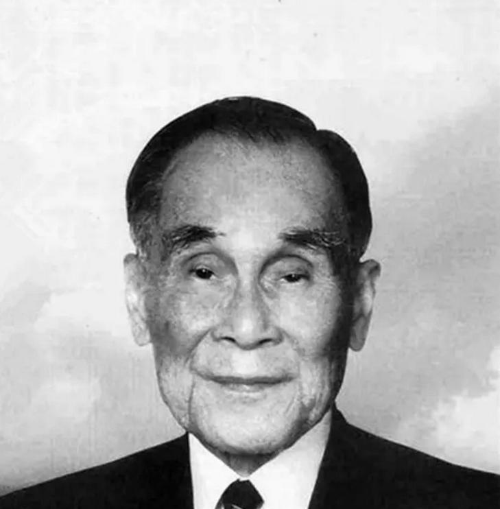 “把我2000亿的资产全捐给国家！”2007年，庄世平在病榻上当着律师面，吃力地