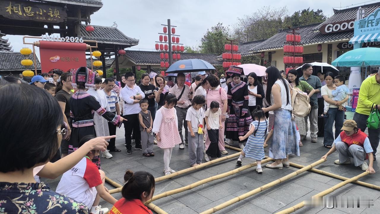 没想到广西三月三首府南宁，这里居然有这么多活动举办，真的是太热闹了，让游客参与其