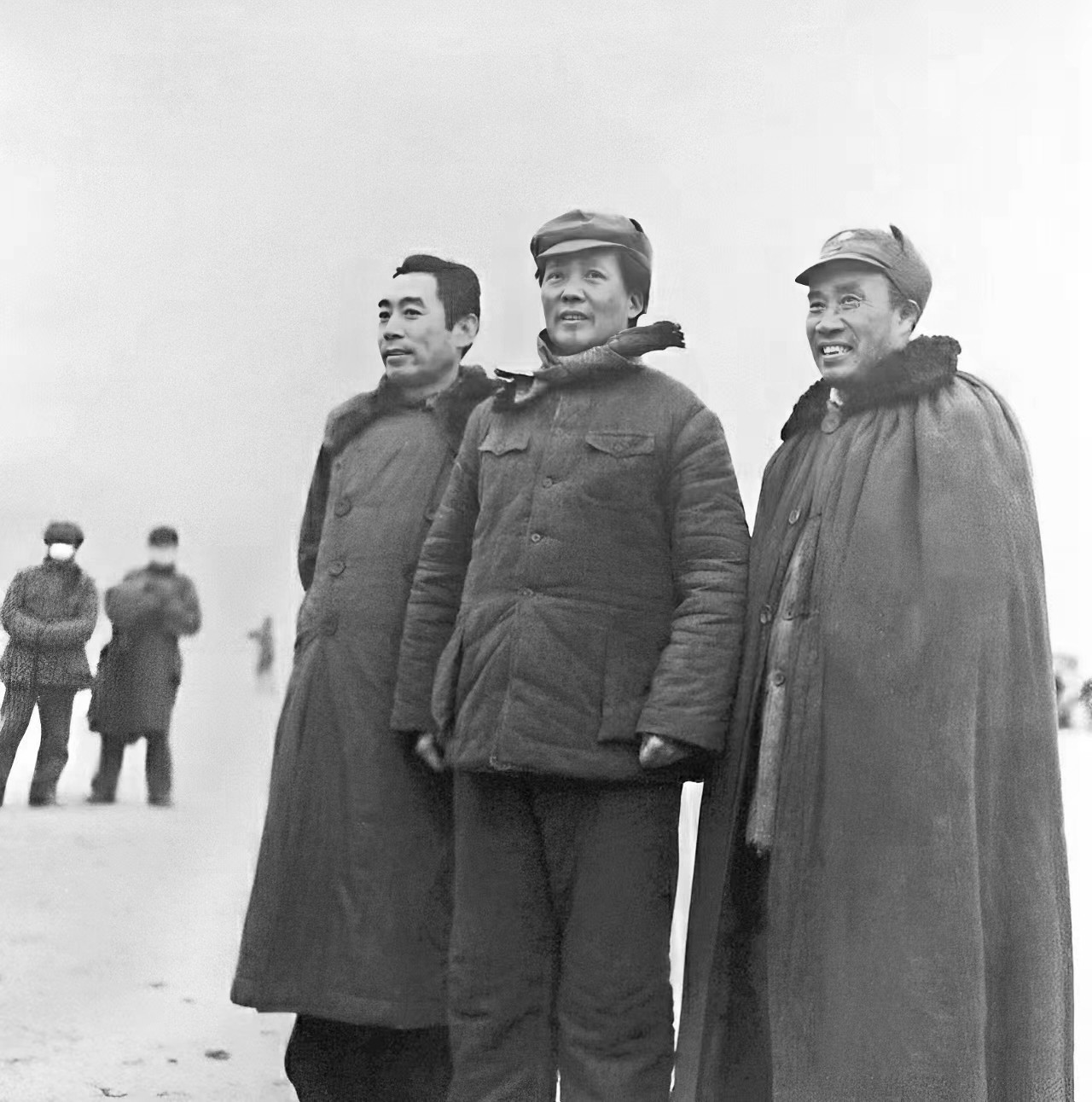 1937年周总理遇刺，身中20多刀？毛主席得知后，立即派兵救援