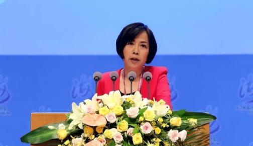 黄智贤喊了这么多年"统一"，最后大陆自己把她请出局了。不是因为她说错了什么，而