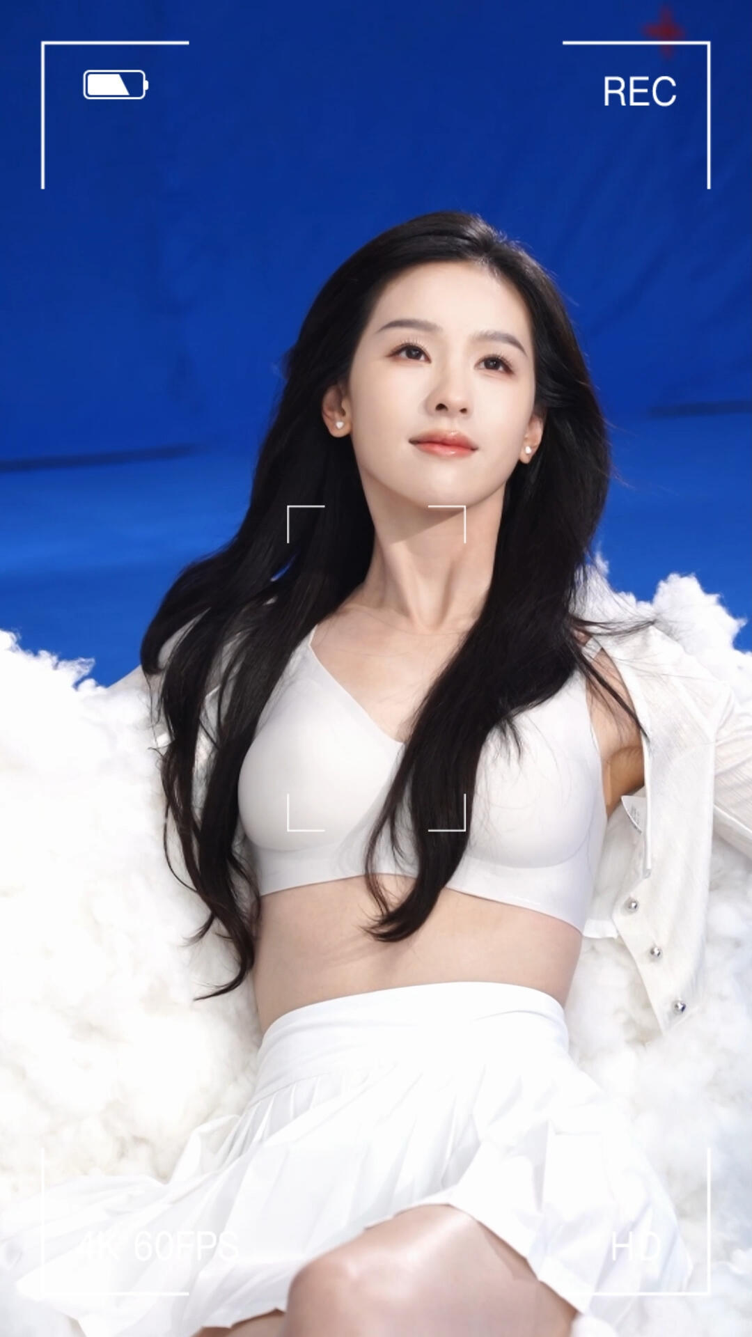 陈都灵朵朵棉高清壁纸来咯！这个代言人嘟嘟好美☁️