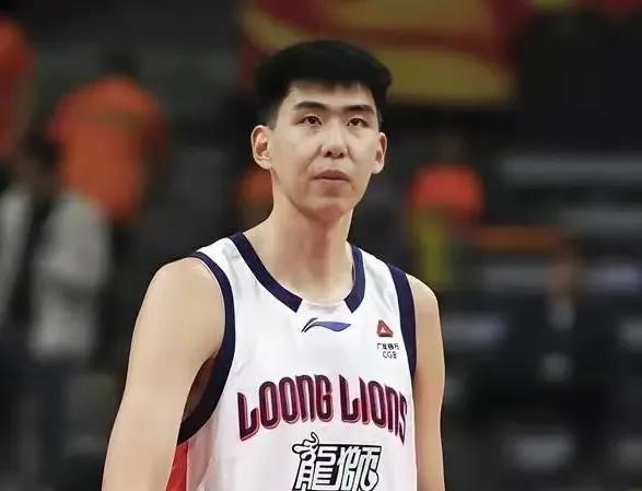 米切尔看好徐昕上限，错过NCAA留遗憾前广州男篮外教米切尔曾对徐昕作出评价