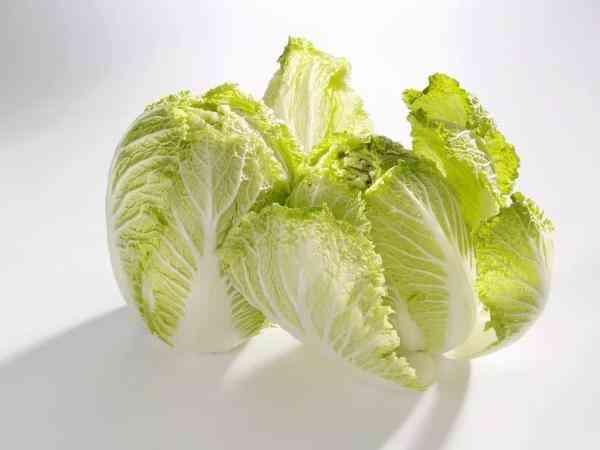 白菜上的这个东西不要扔了, 原来是个宝!