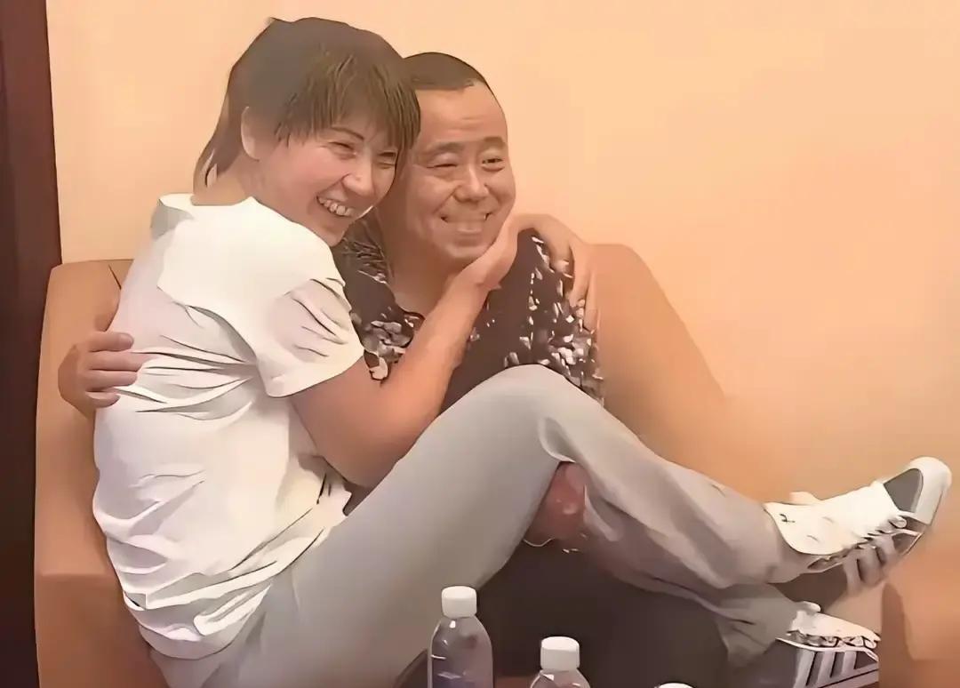 潘长江和闫学晶要上辽视春晚？这消息一出，我朋友圈都炸了。一个沉寂许久，一个忙