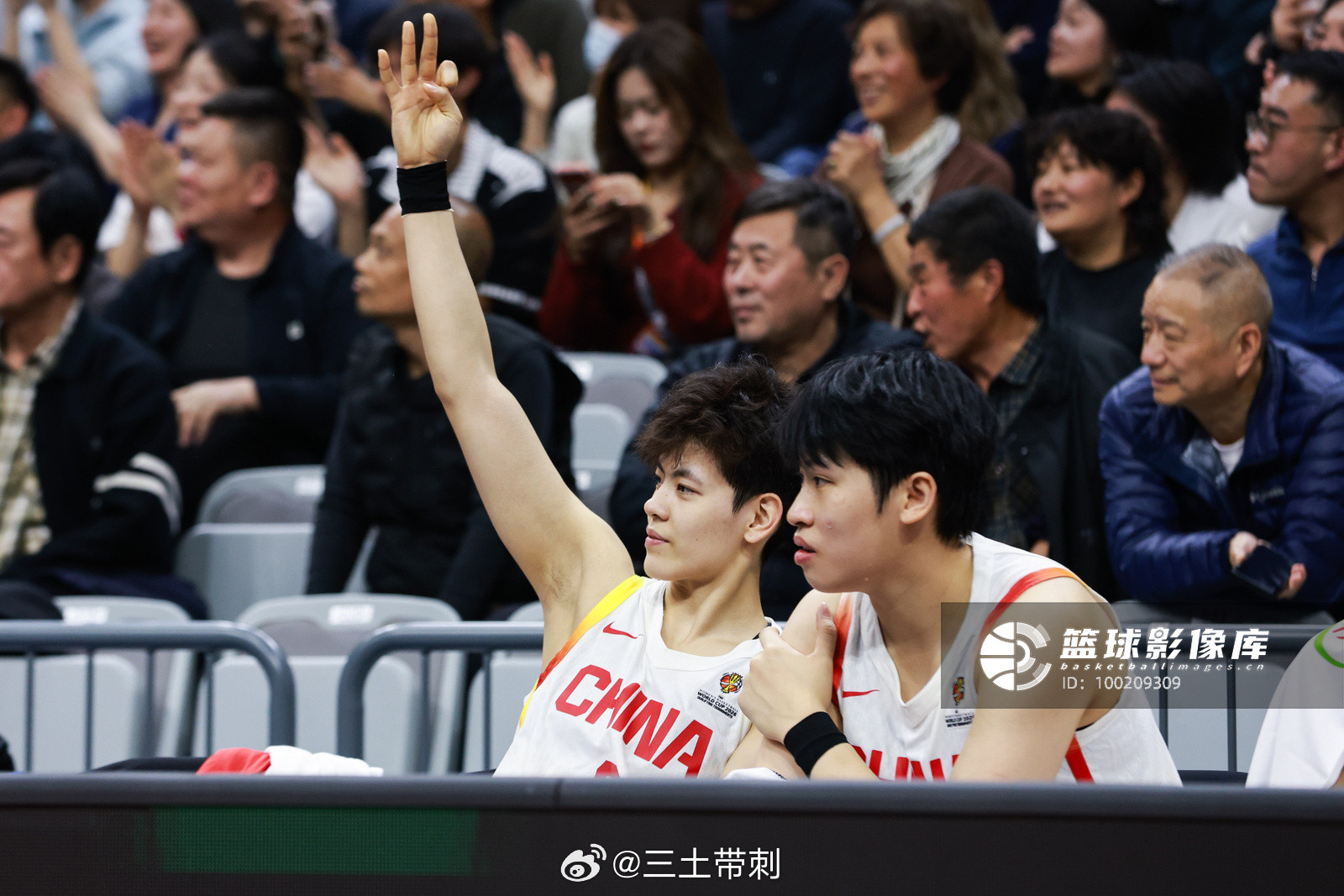 中国女篮战胜马里女篮杨舒予14分7助14分7篮板7助攻，效率值22，全队第2，