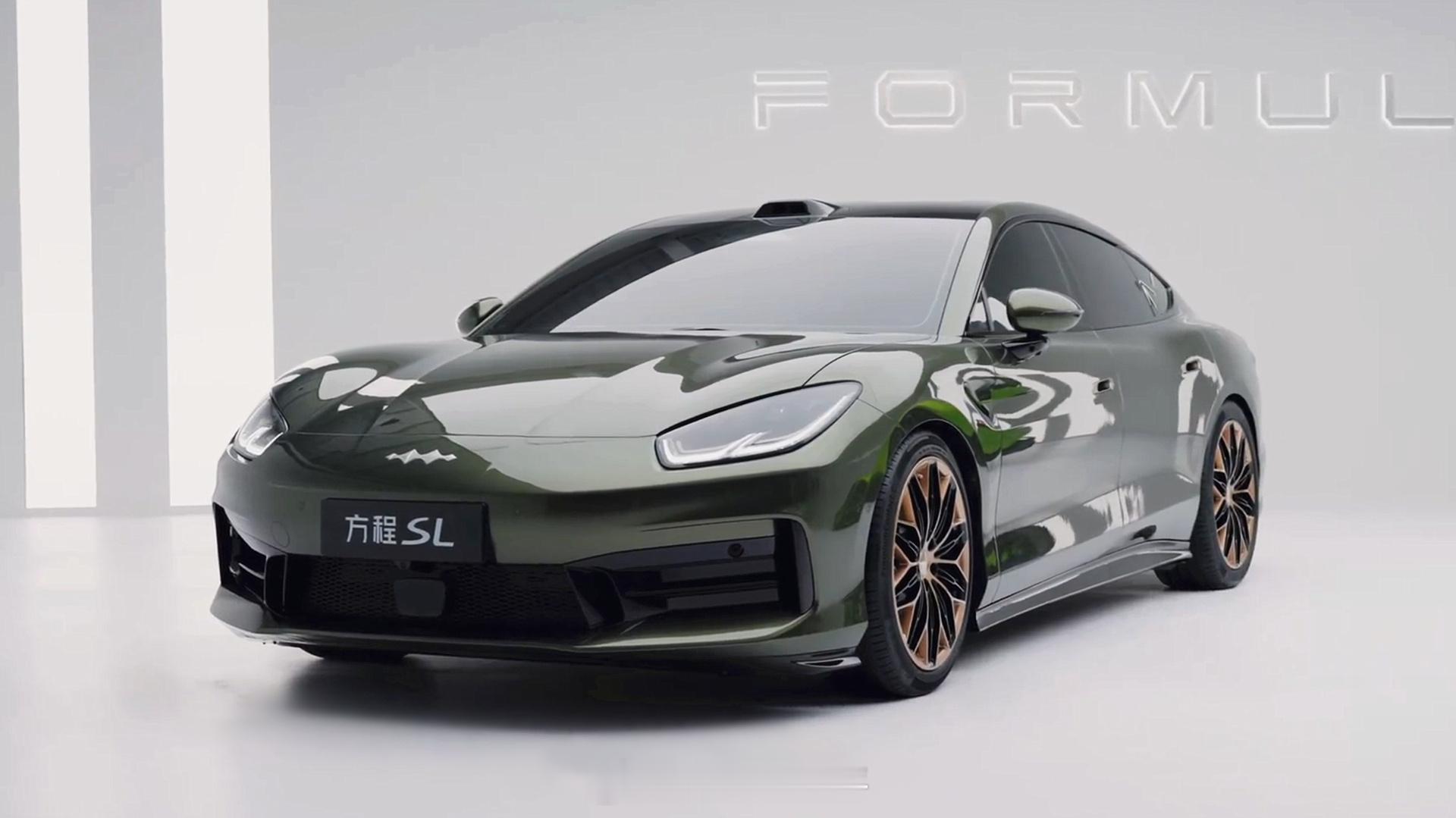 方程豹方程SL目前官方对于这台车的信息释放仍比较有限，但外观这块应该已基本定型