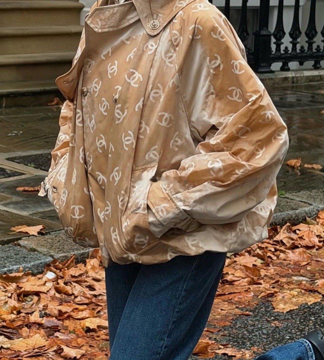 【CHANEL也玩儿一衣两穿】CHANEL刚刚发布的2025/26COCO