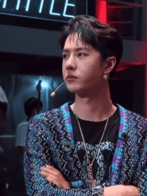 王一博那胆小的粉丝王一博粉丝胆小哈哈哈哈哈哈王一博那胆小的粉丝