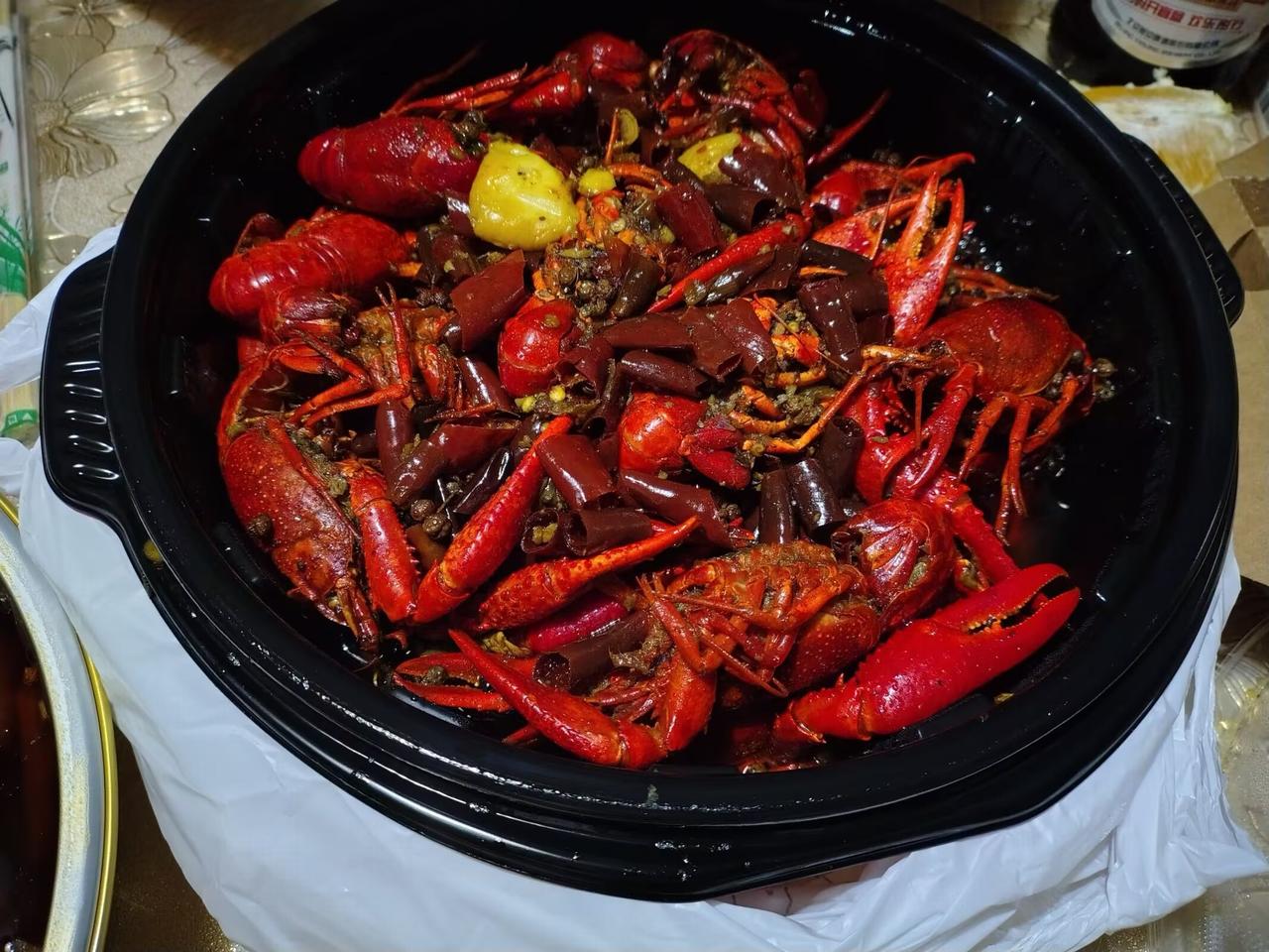 年底的快乐是卡罗拉给的