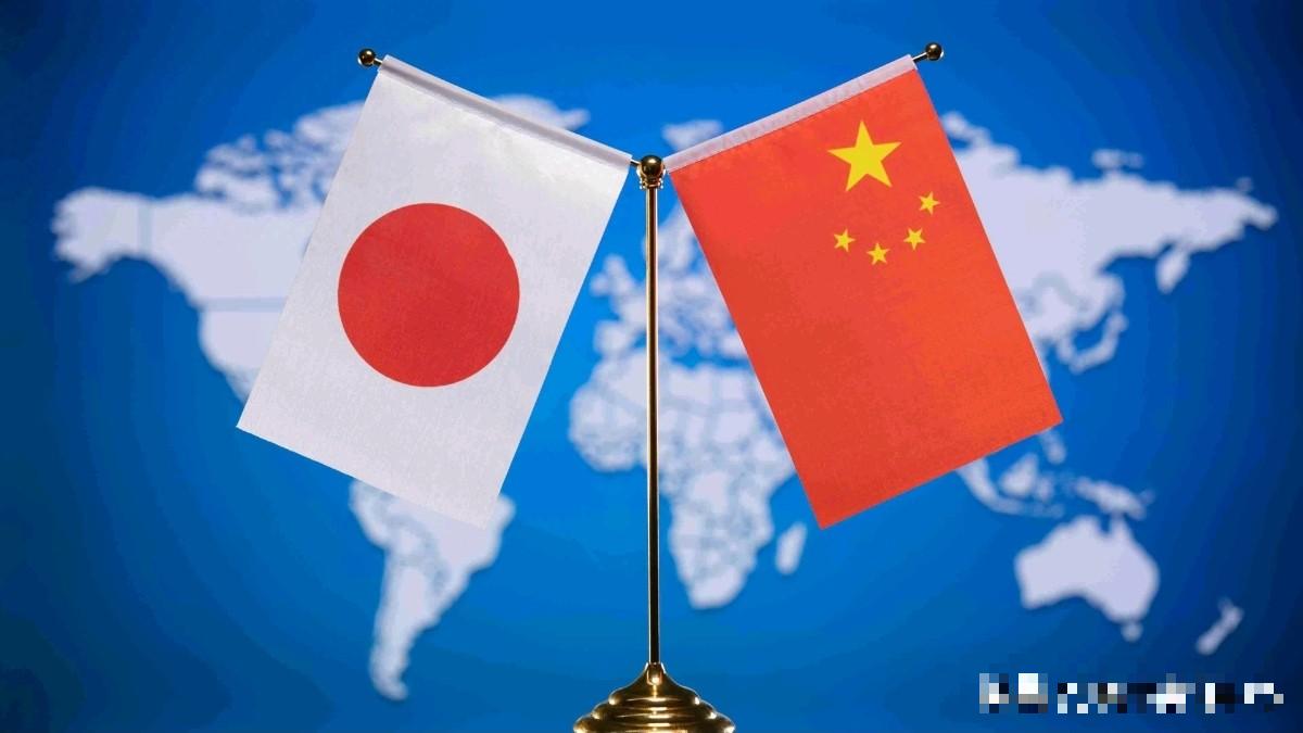 日本的处境尴尬的不能在尴尬了！整个西方世界都在抓紧时间跟我们打交道，谈合作，只有