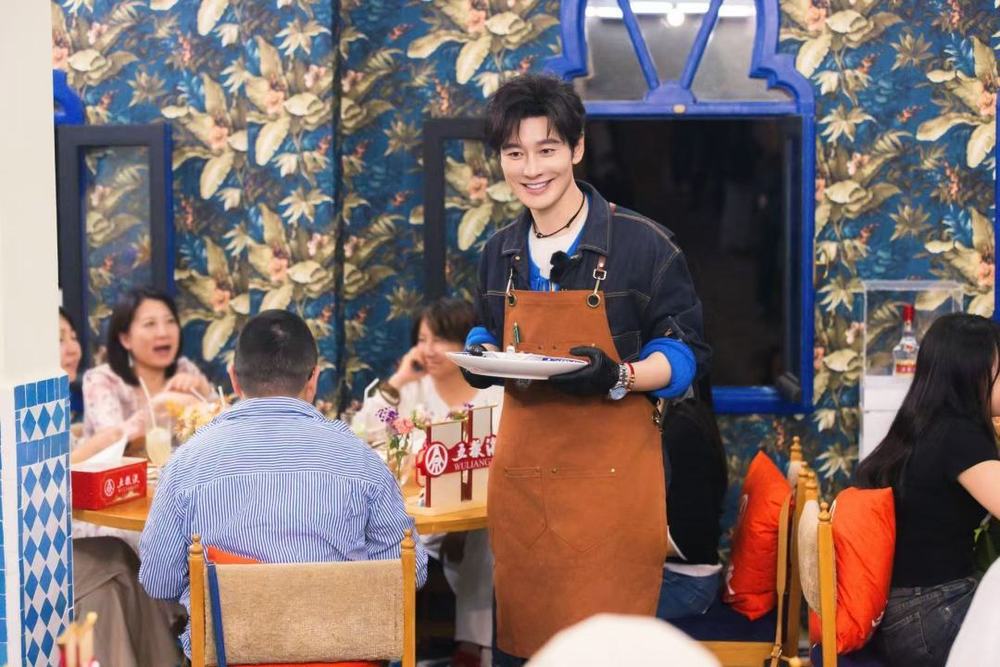 黄晓明不当店长? 《中餐厅·非洲创业季》首次全员大换岗