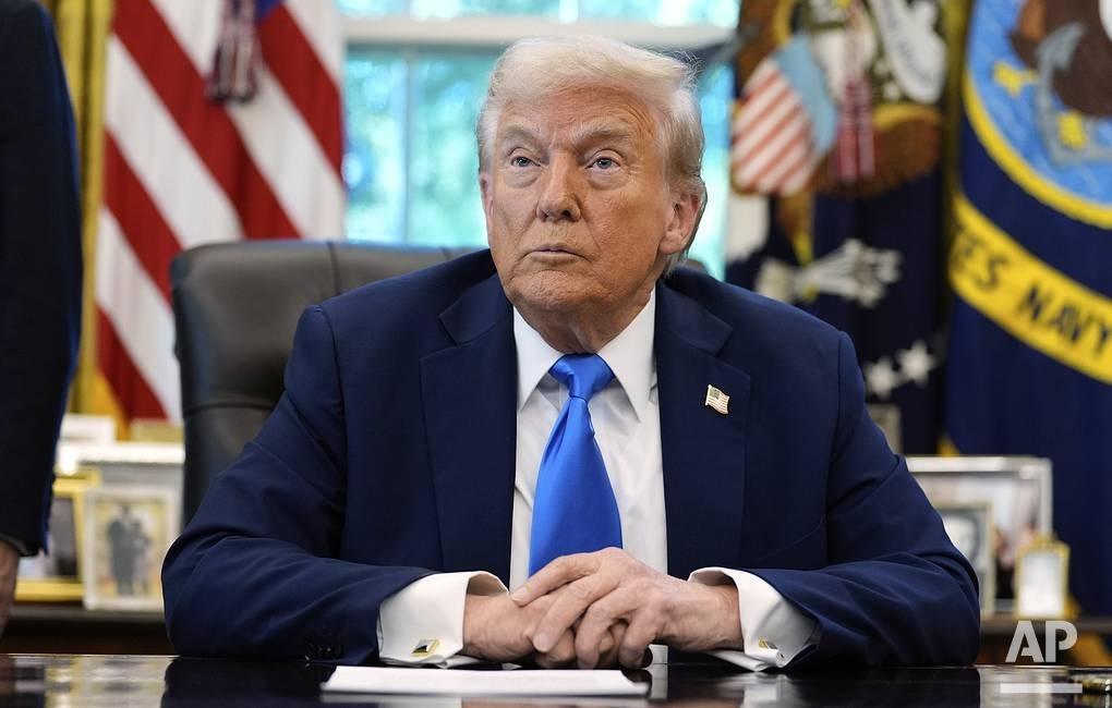 新闻快讯——白宫发言人卡罗琳·莱维特表示：唐纳德·特朗普目前不计划在伊朗开展地面