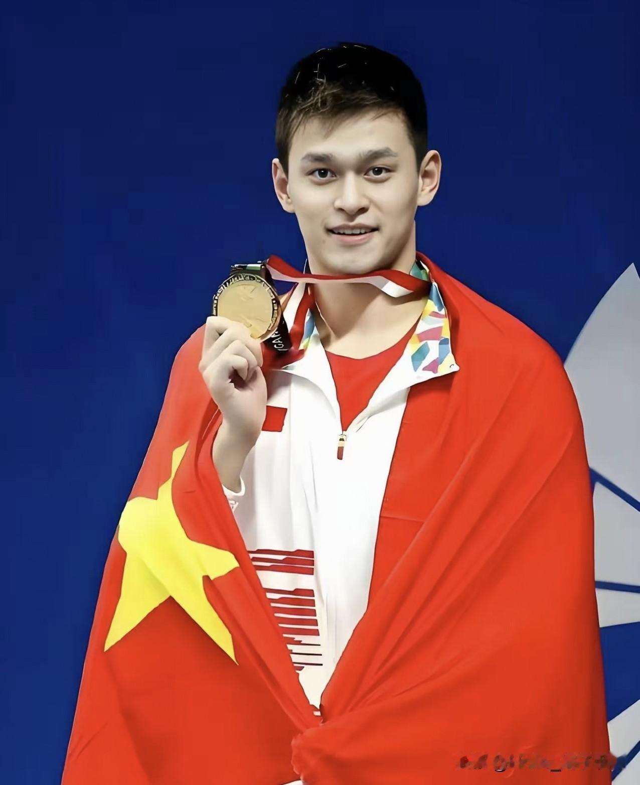 一夜之间，泳坛炸锅了！34岁的孙杨，居然输给了18岁的张展硕！多少人第一