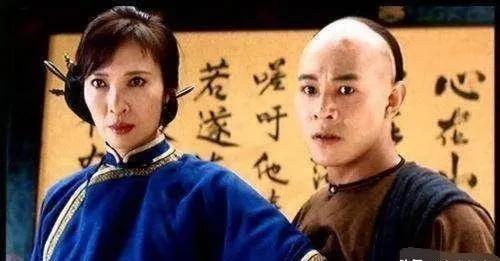 乾隆二十八年（1763年），24岁的方世玉在与武当派五枚师太交手时，师太故意露出