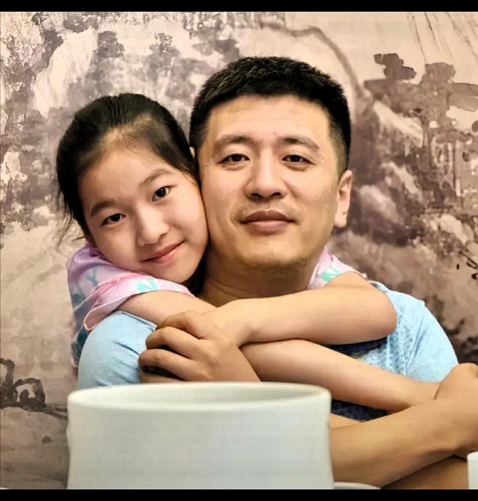 张雪峰走了，他最放心不下的，不是事业，不是公司，是他才11岁的女儿张姩菡