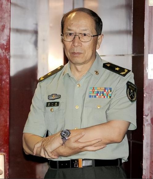 韩国一军事专家再次语出惊人！他说：“如果美国把所有军事力量都集结起来去攻打中国，