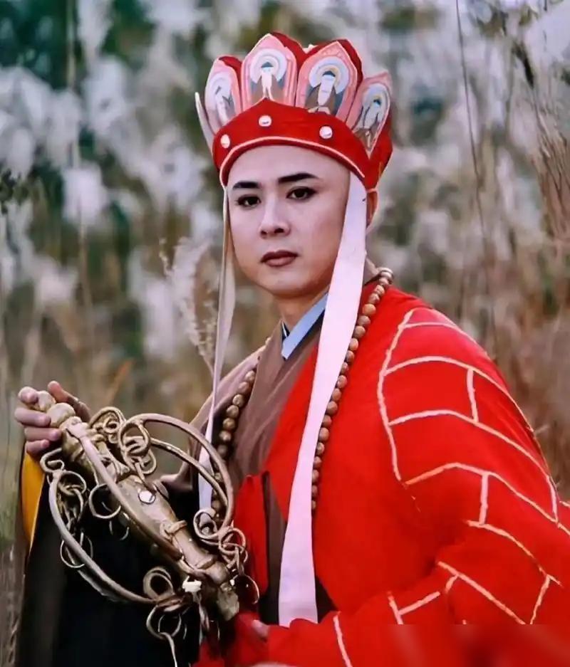 西游记最大的冤案：杏仙只想和唐僧吟诗作对，就被猪八戒一耙筑死，凭什么？你看人