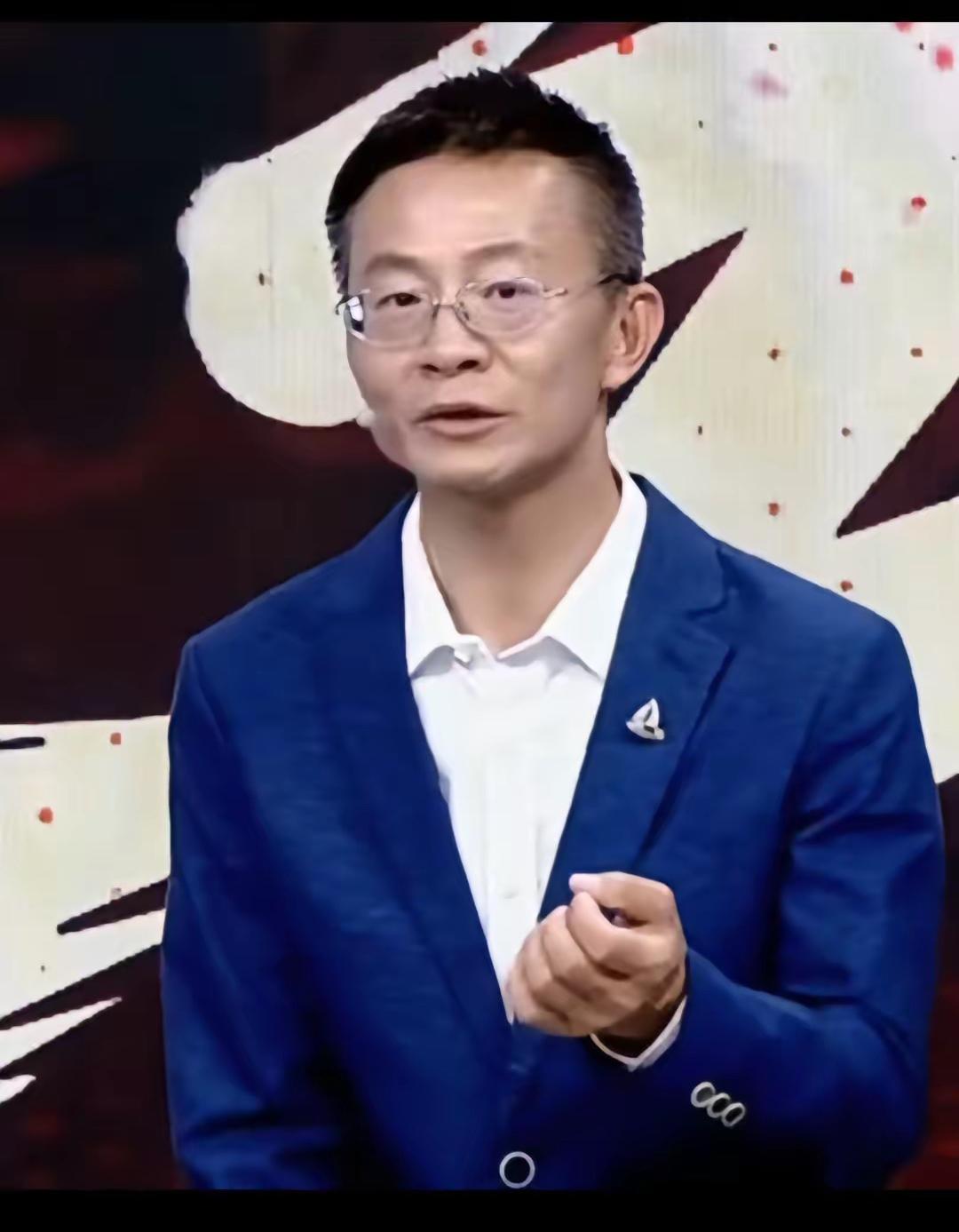 吴宜泽18:17墨菲，问鼎世锦赛冠军，赛后庞卫国点评比赛，一针见血[玫瑰]
