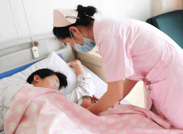 产妇生完孩子后告诉老公她想做这个, 医生得知情况后吓坏了