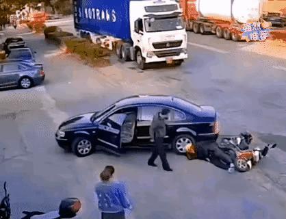 这视频太清晰了，这人都想啥呢，想疯了。