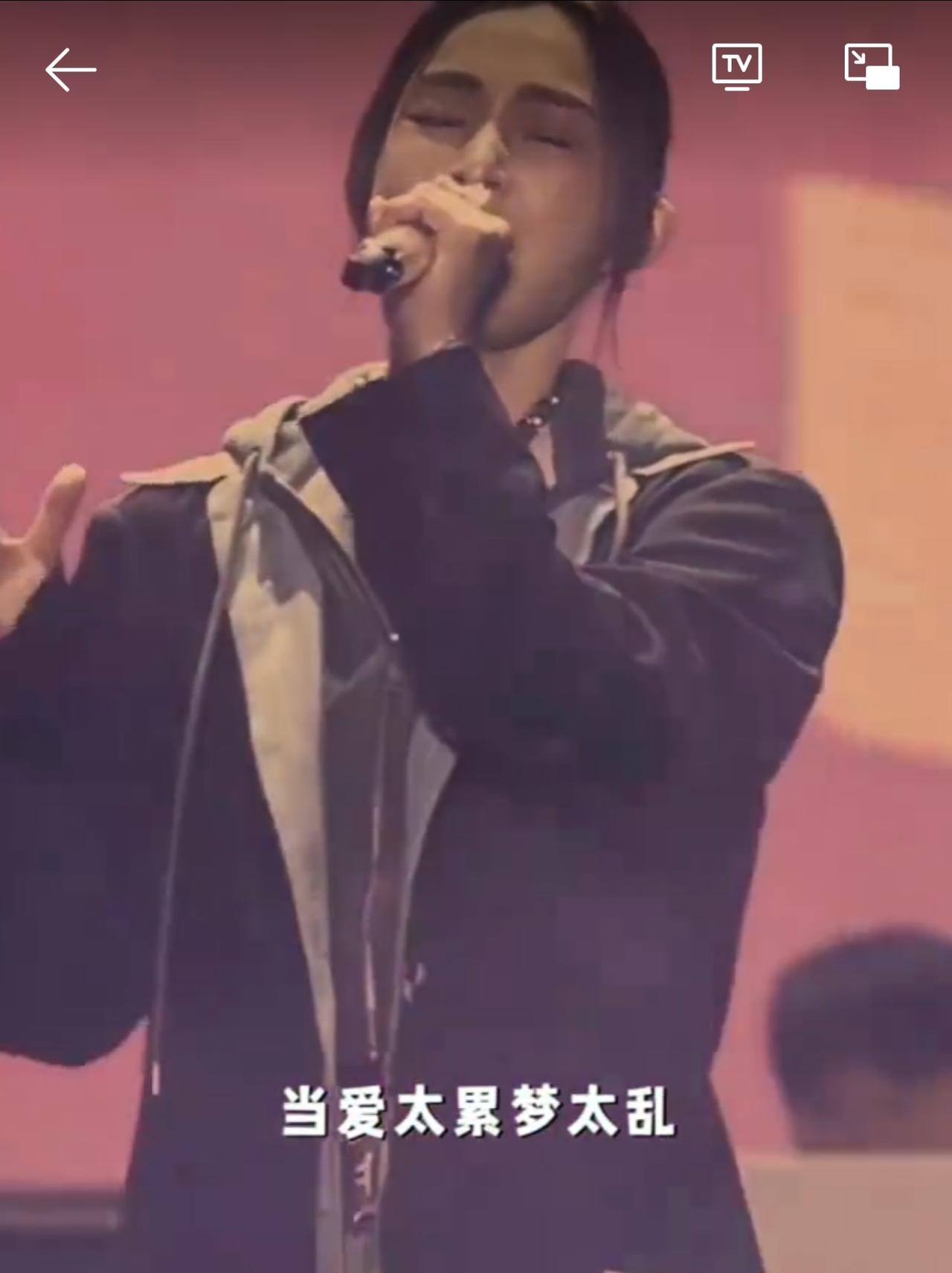 歌手范玮琪发布声明，否认带着大S骨灰项链演出，要求大家不要再传播谣言。话说，之