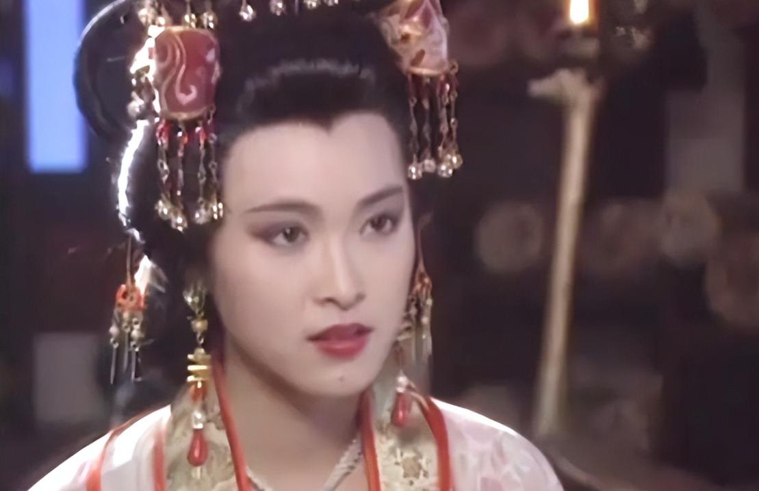 628年，长孙皇后为李世民遍访美人，得知郑家女“容色绝姝，当时莫及。”于是就让李